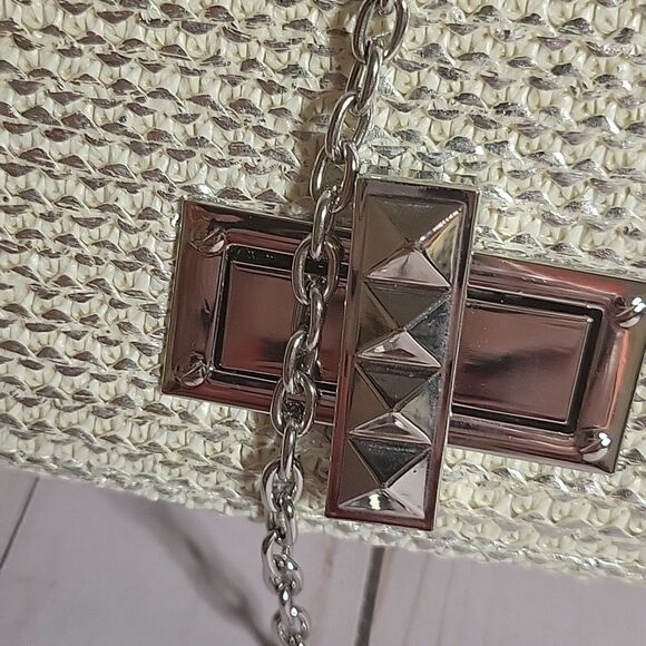 Sandra Roberts Squared Straw Bag - Picture 2 of 9